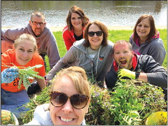 School District Of Horicon  Uses End Of Year Work Day To Give Back To Community