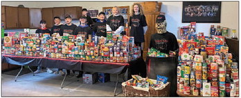 Haunted house collects 3,020 pounds of food for pantry