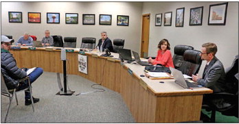 City Clerk, Treasurer and Two  Alderpersons Resign in Mayville