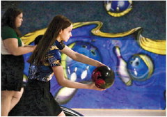 After 3-0 Start, Lady Cougar Bowlers  Drop First Match in Two Seasons